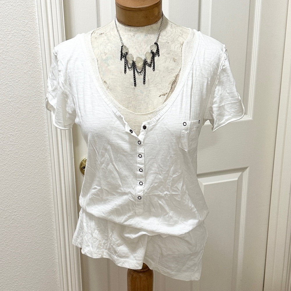 Zara Women's Trafaluc Short Tab-Sleeve White U-Neck Snap Placket Henley Top - L